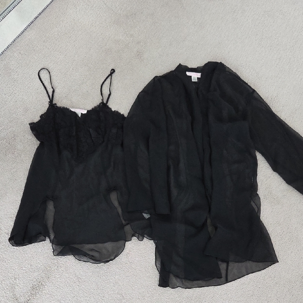 Oscar de la Renta Black Intimates Set